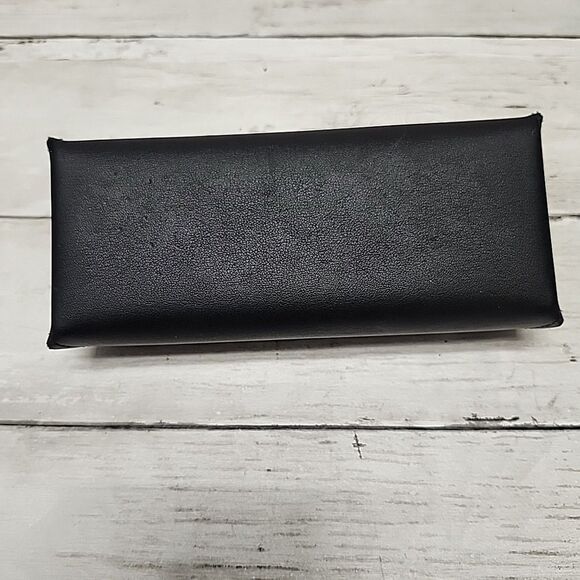 Valentino Garavani Matte Black Semi-Hard Eyewear Case Peach Rose Lining OS - Picture 5 of 12